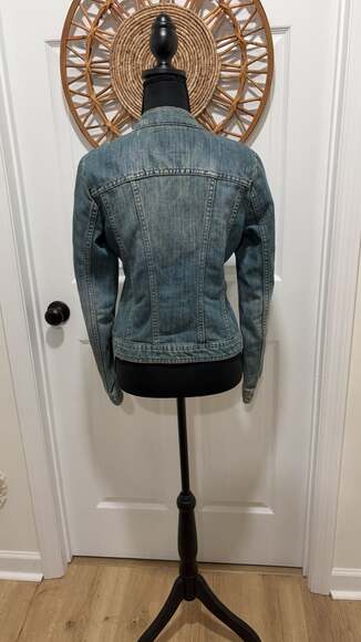 GUESS Jean Jacket - Picture 2 of 2